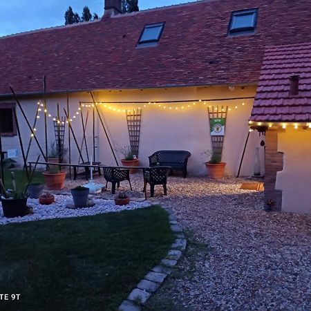 Sauna & Double Jacuzzi Interieur Et Sous Les Etoiles 1H30 Paris Ladon Exterior foto